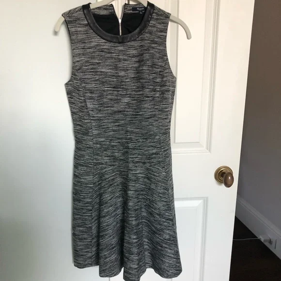 madewell leather trim dress Madewell Black Short Sleeve Fit Flare Short Leather Trim Dress Women's Size  XS